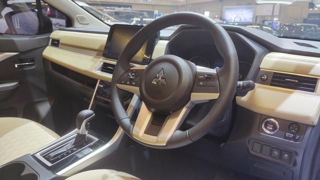 Interior Mitsubishi Xpander Ultimate