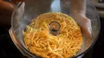 Berikut ini disajikan suatu resep membuat sabun cuci pakaian yang berbiaya sekitar 5 sen (setara dengan Rp. 630) untuk setiap satuan kumpulan cucian biasa.
