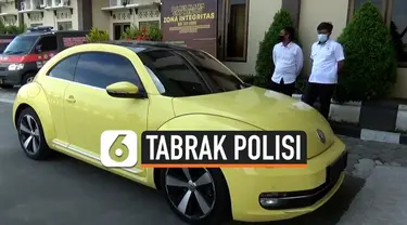 TAKUT DITILANG, PENGEMUDI MOBIL TABRAK POLISI