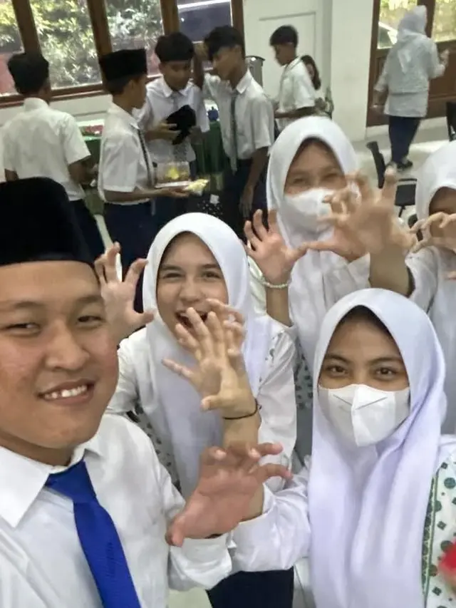 Potret Chantal Putri Jennifer Dunn