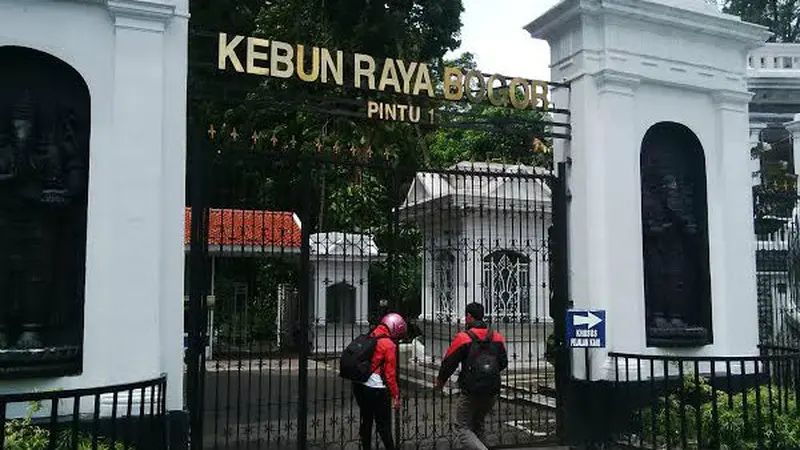 Kebun Raya Bogor Ditutup sementara.