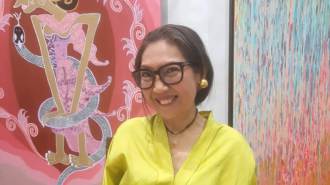 Sari Koeswoyo.