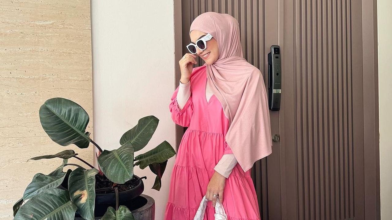 6 Gaya Hijab Irish Bella ala Cewek Kue, Bisa Ditiru untuk Tampilan Cerah Reuni Saat Buka Bersama