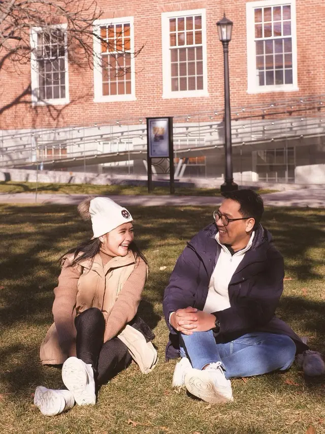 Prilly Latuconsiana dan Imam Usman dikabarkan berpacaran