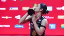 Tunggal putri Korea Selatan, An Se Young, saat merayakan gelar juara turnamen bulutangkis Indonesia Open 2026 di Istora Gelora Bung Karno, Senayan, Jakarta, Minggu (7/6/2026). (Bola.com/M Iqbal Ichsan)