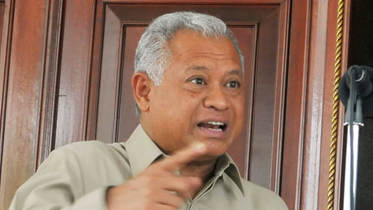 purnomo-yusgiantoro121023c.jpg