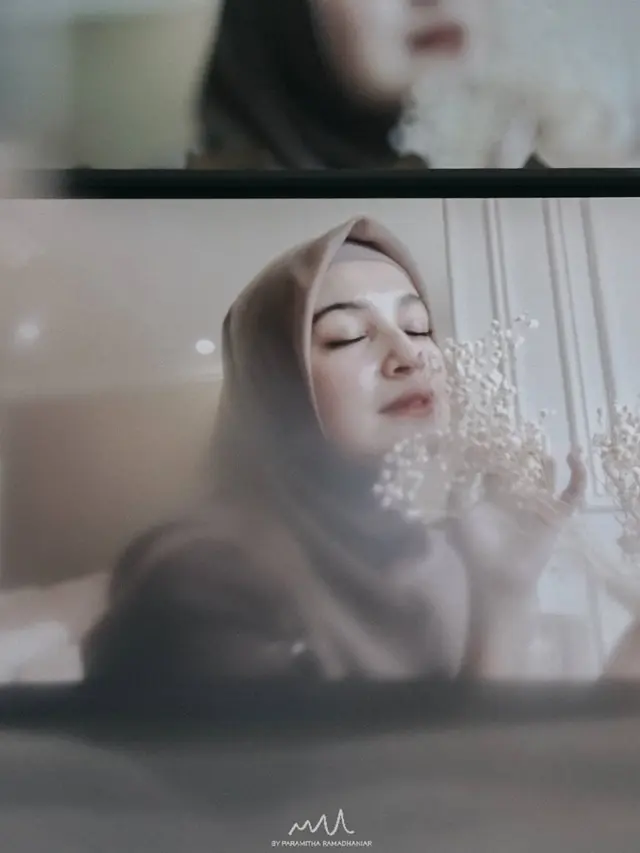 5 Gaya Pemotretan Virtual Keluarga Shireen Sungkar dan Teuku Wisnu, Penuh Kehangatan