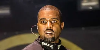Kanye West mengaku lewat media sosial Twitter bahwa dirinya pernah ingin bunuh diri. (HipHopDX)