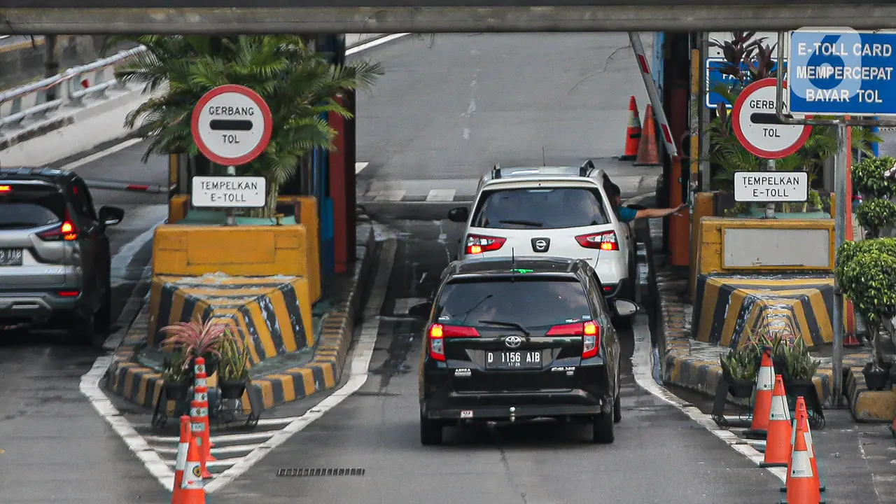 Sistem Bayar Tol Nirsentuh Dimulai Desember 2022