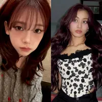 Memasuki akhir tahun 2024, burgundy kembali menjadi sorotan sebagai salah satu tren warna yang paling digemari, baik di dunia fashion maupun kecantikan.  [@katarinabluu/@_zyozyo].