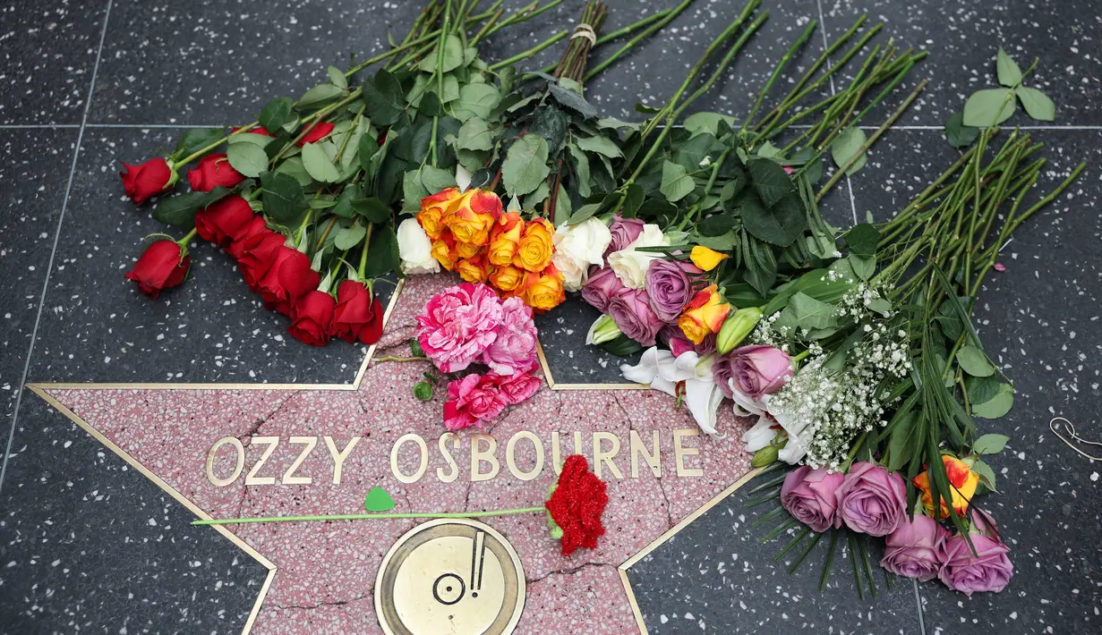 Ozzy Osbourne meninggal dunia hanya beberapa minggu setelah konser perpisahan besar-besaran bareng Black Sabbath di Birmingham. (Patrick T. Fallon/AFP)