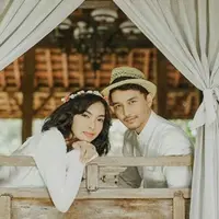 Tika Bravani dan Dimas Aditya (Instagram/@tikabravani)
