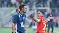 Kalah Telak dari Persija, Pelatih Persita Soroti Kualitas Lapangan JIS: Tak Pernah Bagus, Kami Menderita