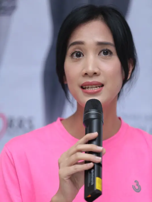 Selain Fanny Fabriana, film Reuni Z juga diramaikan oleh Soleh Solihun, Ayushita, Tora Sudiro, Casandra Lee, dan Surya Saputra. Menurut rencana, film garapan Monthy ini akan tayang pada 2018 mendatang. (Adrian Putra/Bintang.com)