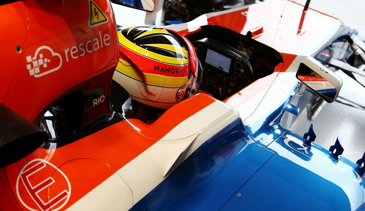 Mobil Manor Racing, MRT05, akan dikendarai Rio Haryanto mengarungi 21 seri F1 musim 2016 ini. (Bola.com/Manor Racing)