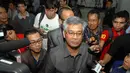 Usai bersaksi, Akil menyempatkan diri untuk memberikan keterangan terkait sidang tuntutan yang akan ia jalani tidak lama lagi (Liputan6.com/Miftahul Hayat)