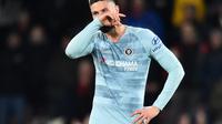Ekspresi Olivier Giroud pada laga lanjutan Premier League yang berlangsung di stadion Dean Court, Bournemouth, Kamis (31/1). Chelsea dipermalukan 0-4 kontra Bournemouth. (AFP/Glyn Kirk)