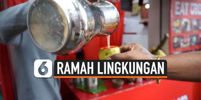 VIDEO: Unik, Penjual Jus Buah Ini Sajikan Minuman Tanpa Gelas