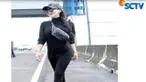 Tindakan Syahrini dianggap sebagai bentuk pelanggaran Undang-Undang nomor 38 tahun 2004 tentang jalan.