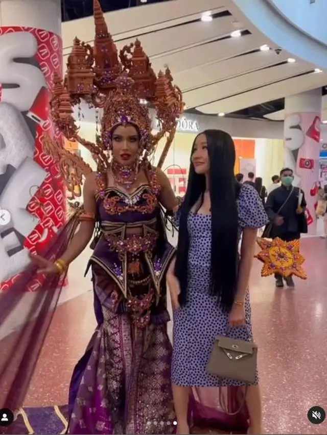 6 Potret Lucinta Luna Datang ke Miss International Queen, Dukung Millen Cyrus