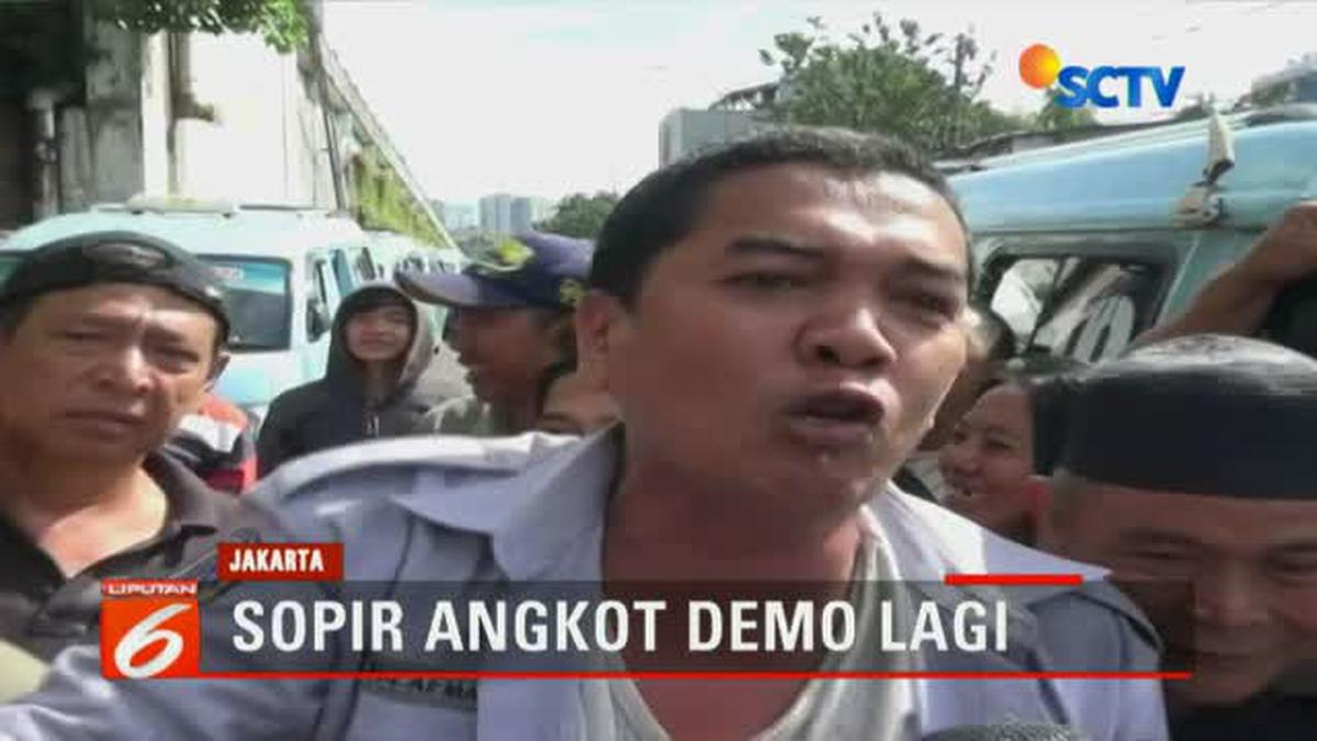 Demo Lagi Sopir Angkot Kumpul Di Jalan Layang Jatibaru News 