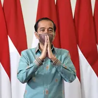 Jokowi mengizinkan masyarakat untuk melepas masker di ruang terbuka. Namun bagaimana aturan di pesawat dan KRL? Simak penjelasannya berikut ini! (Instagram/jokowi).