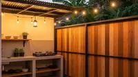 6 Desain Pagar Belakang Dekat Area Dapur Outdoor, Rumah Nyaman dan Modern