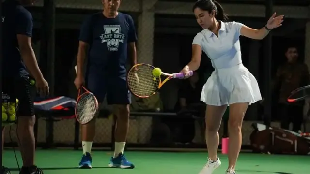 Dian Sastrowardoyo (Instagram/therealdisastr)