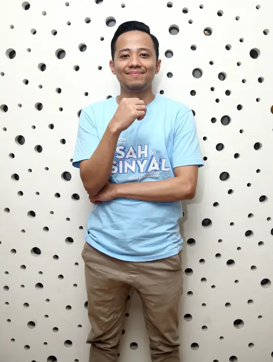 "Point-nya Ge itu, seperti itu, cuma studi kasusnya banjir. Bisa banjir kan karena buang sampah atau segala macam, jangan cuma bisa bilang ini karena lagi diuji dari Tuhan.Point itu yang ingin disampaikan," kata Acho menambahkan.(Nurwahyunan/Bintang.com)