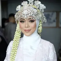 Cantiknya Lesti di hari Pernikahan dengan makeup Hollywood Glam/dok. Instagram @bennusorumba