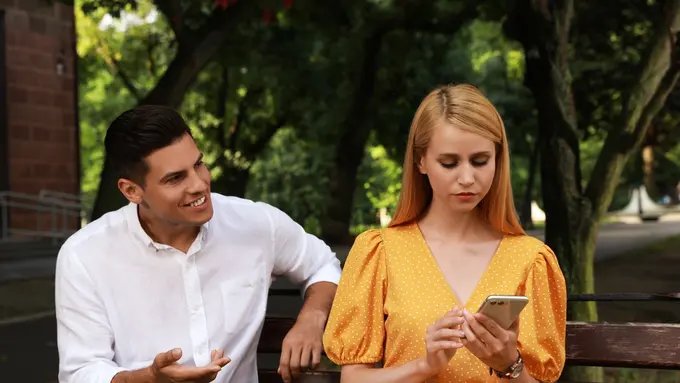 ilustrasi cewek judes