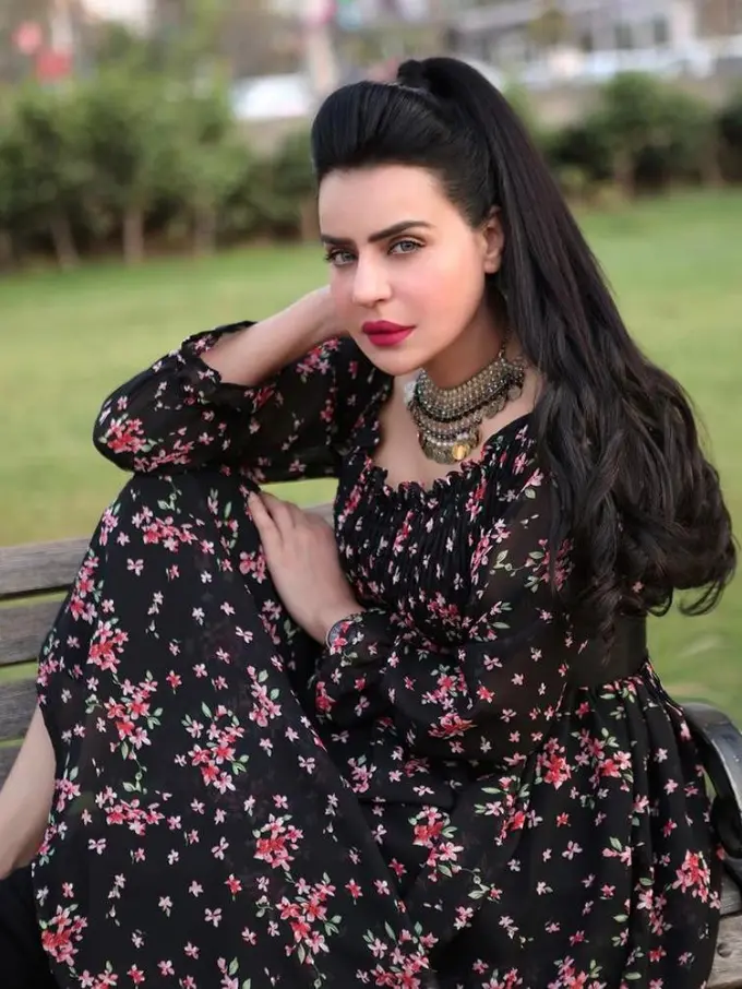 Seleb TikTok Pakistan Nekat Bakar Hutan Demi Konten, Kini Diperiksa Polisi