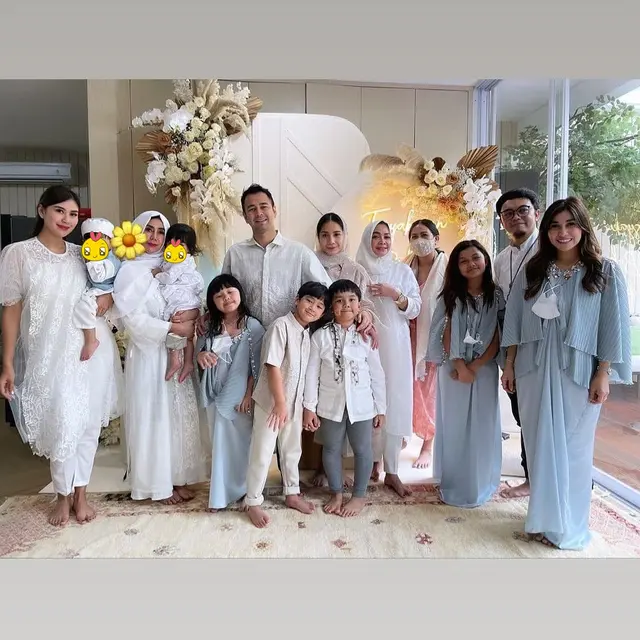 6 Momen Tasyakuran 4 Bulanan Kehamilan Nagita Slavina, Berlangsung Khidmat