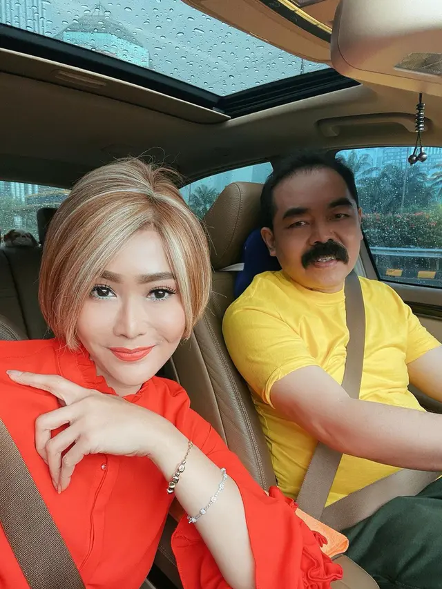 Potret Mesra Inul Daratista dengan Adam Suseno Arungi 27 Tahun Bahtera Rumah Tangga