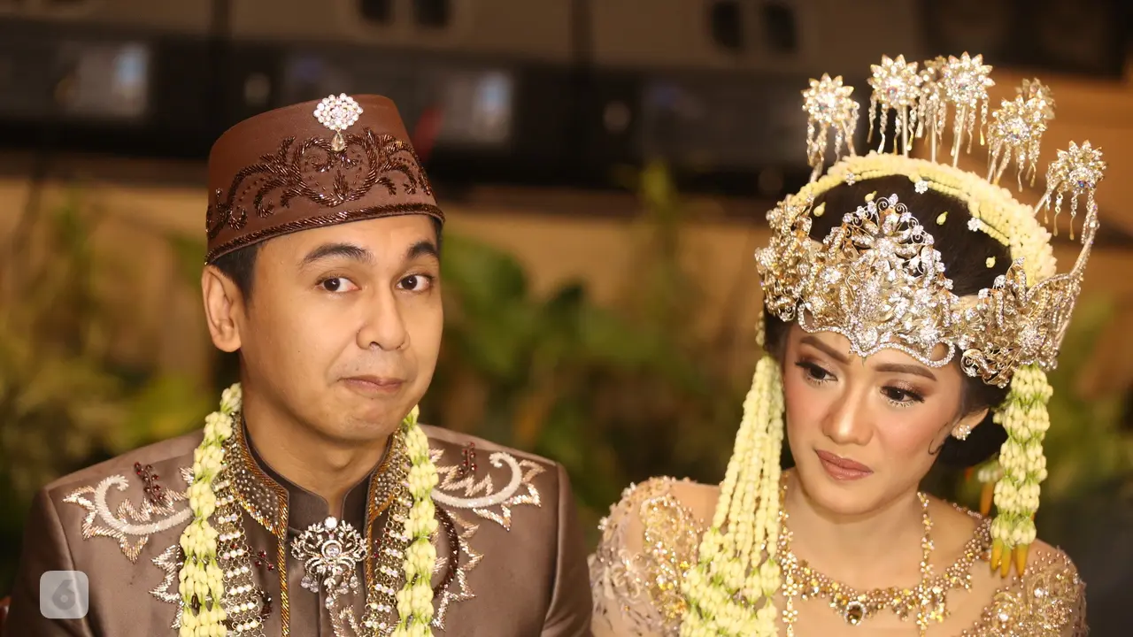[Bintang] Pernikahan Raditya Dika dan Anissa Aziza