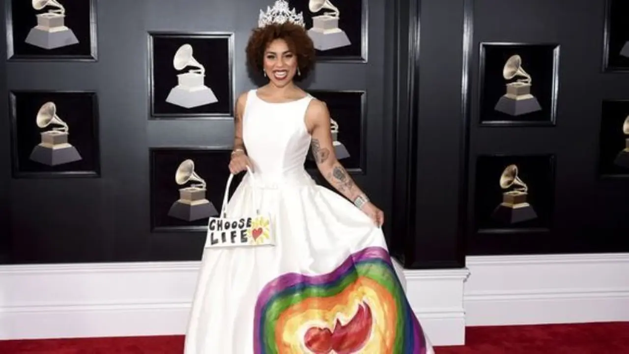 6 Selebritas Ini Tampil Nyentrik di Grammy Awards 2018