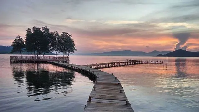 Pantai Dewi Mandapa