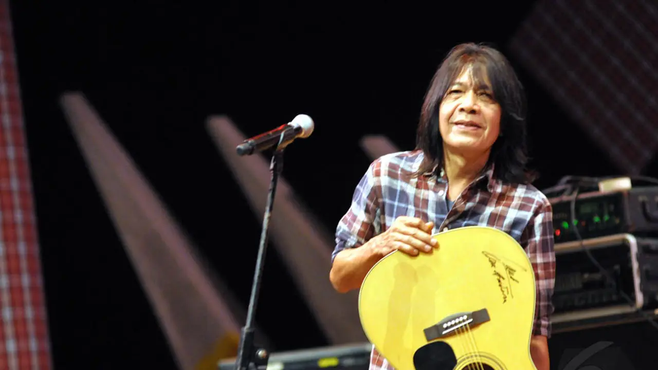 Demi Jokowi, Ian Antono 'Jual' Gitar