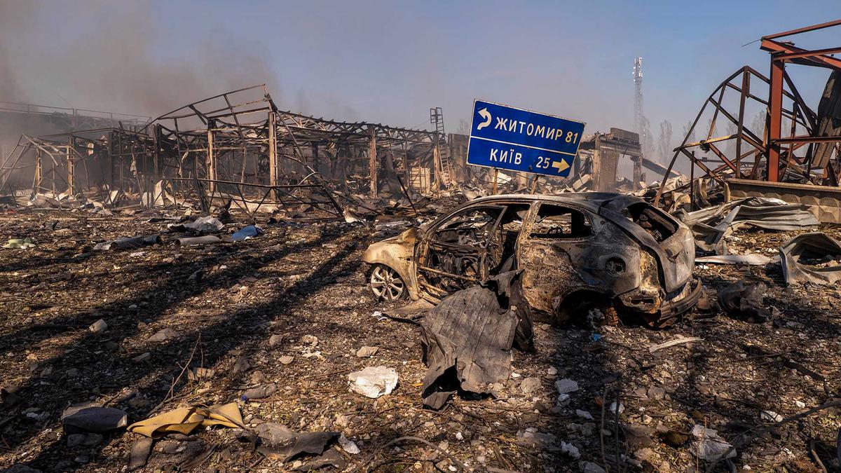 Serangan Drone Rusia Tewaskan 37 Orang di Pinggiran Kota Kyiv