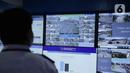 <p>Petugas memperhatikan cctv jalur mudik melalui layar command centre sebagai pusat informasi mudik 2022 di Gedung Kementerian Perhubungan, Jakarta, Senin (25/5/2022). Command centre ini, berbagai instansi terkait yang bertanggung jawab terhadap pelaksanaan mudik. (Liputan6.com/Faizal Fanani)</p>