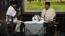 Prabowo yang datang dengan berbaju putih-putih tampak menyampaikan sedikit sambutan sekaligus meminta restu dalam pilpres yang akan berlangsung 9 Juli mendatang (Liputan6.com/Johan Tallo)