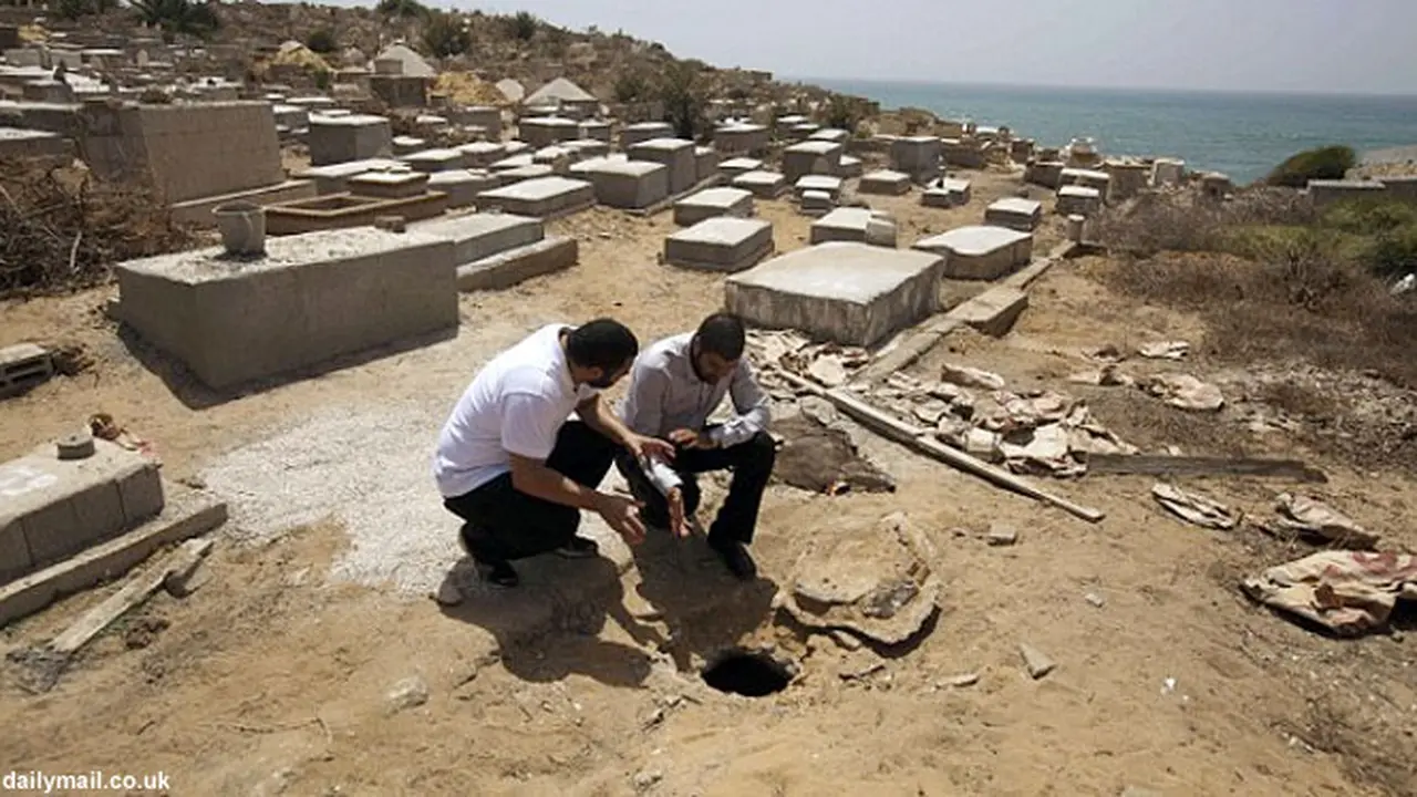 kuburan-palestina130601b.jpg