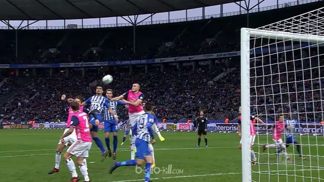 Berita video highlights Bundesliga 2017-2018 antara Hertha Berlin melawan Hamburg dengan skor 2-1. This video presented by BallBall.