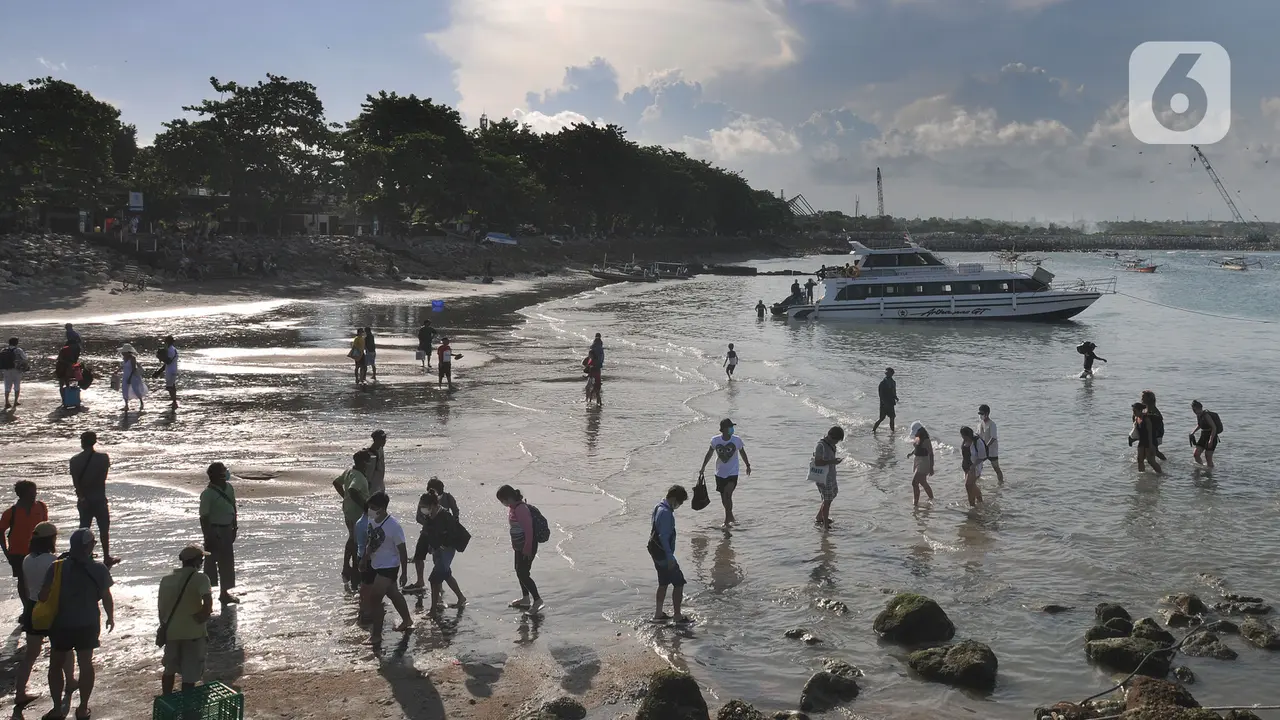 Kawasan Nusa Penida Mulai Dikunjungi Wisatawan