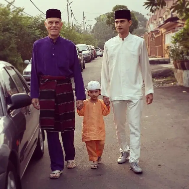 Ungkap Curahan Duka, Ini 6 Kenangan Manis Ayah dan Mendiang Ashraf Sinclair