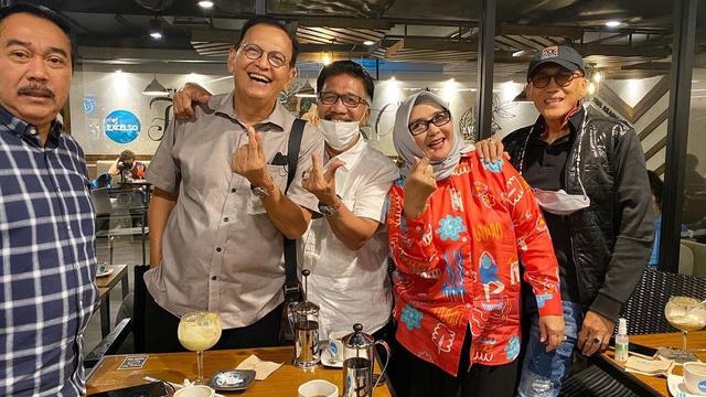 Kini Aktif Bikin Vlog, Ini 6 Potret Yati Octavia yang Awet Muda di Usia 66 Tahun
