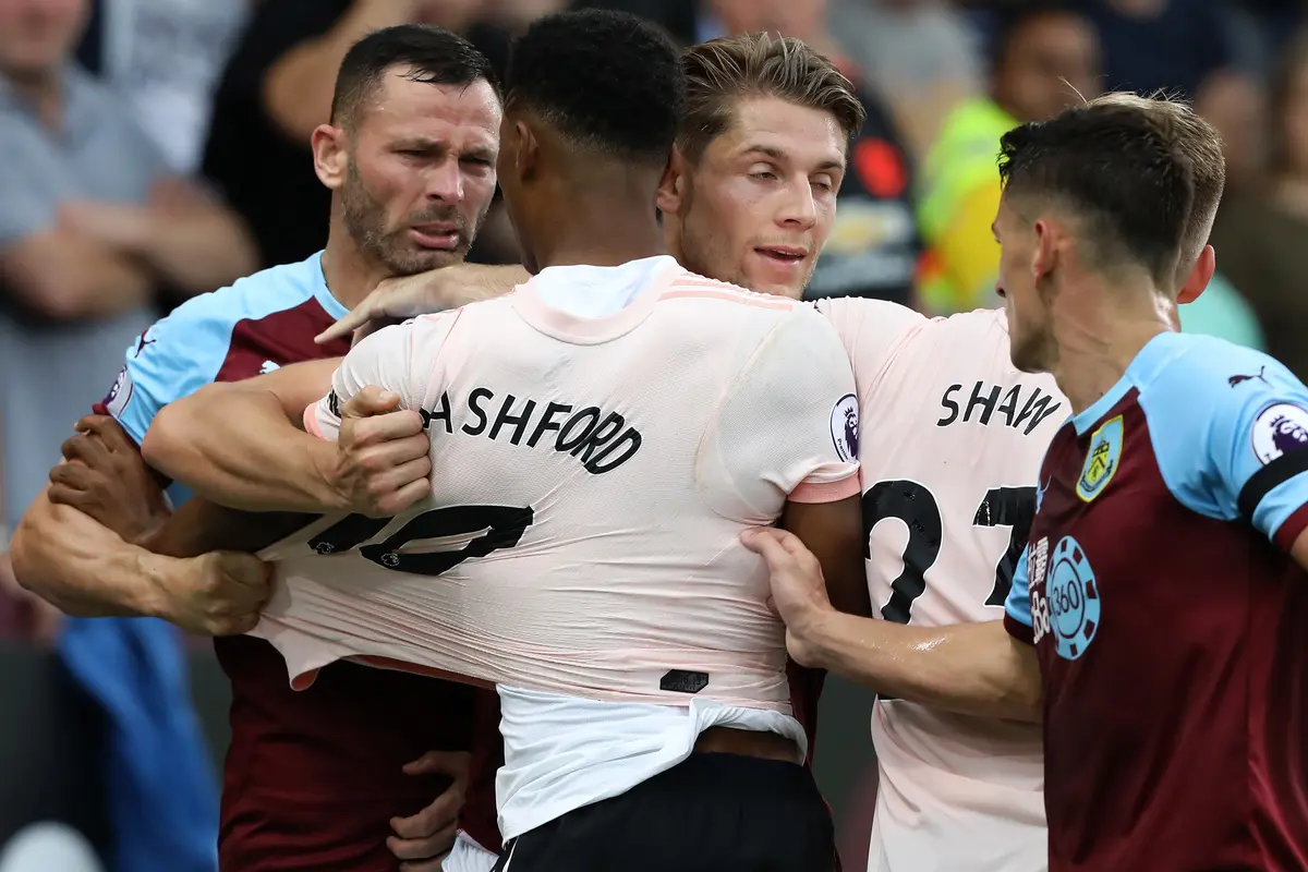 FOTO: Romelu Lukaku 2 Gol, Manchester United Bungkam Burnley