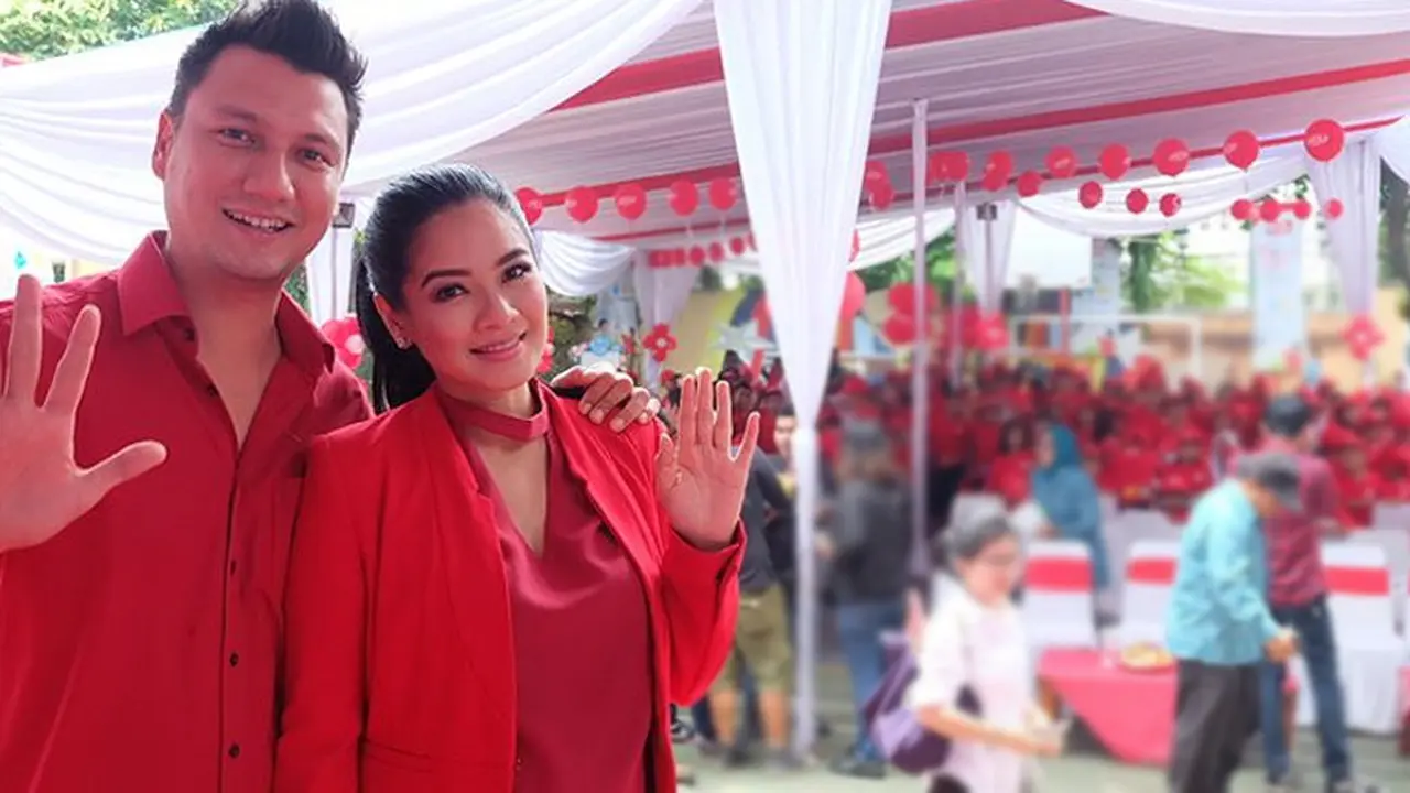 Titi Kamal dan Christian Sugiono