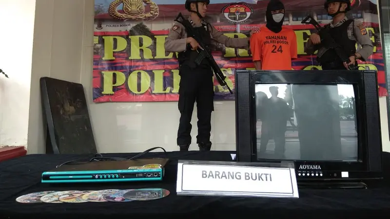 800px x 450px - Motif Duda Cekoki Film Porno ke 6 Bocah di Rumpin Bogor - News Liputan6.com