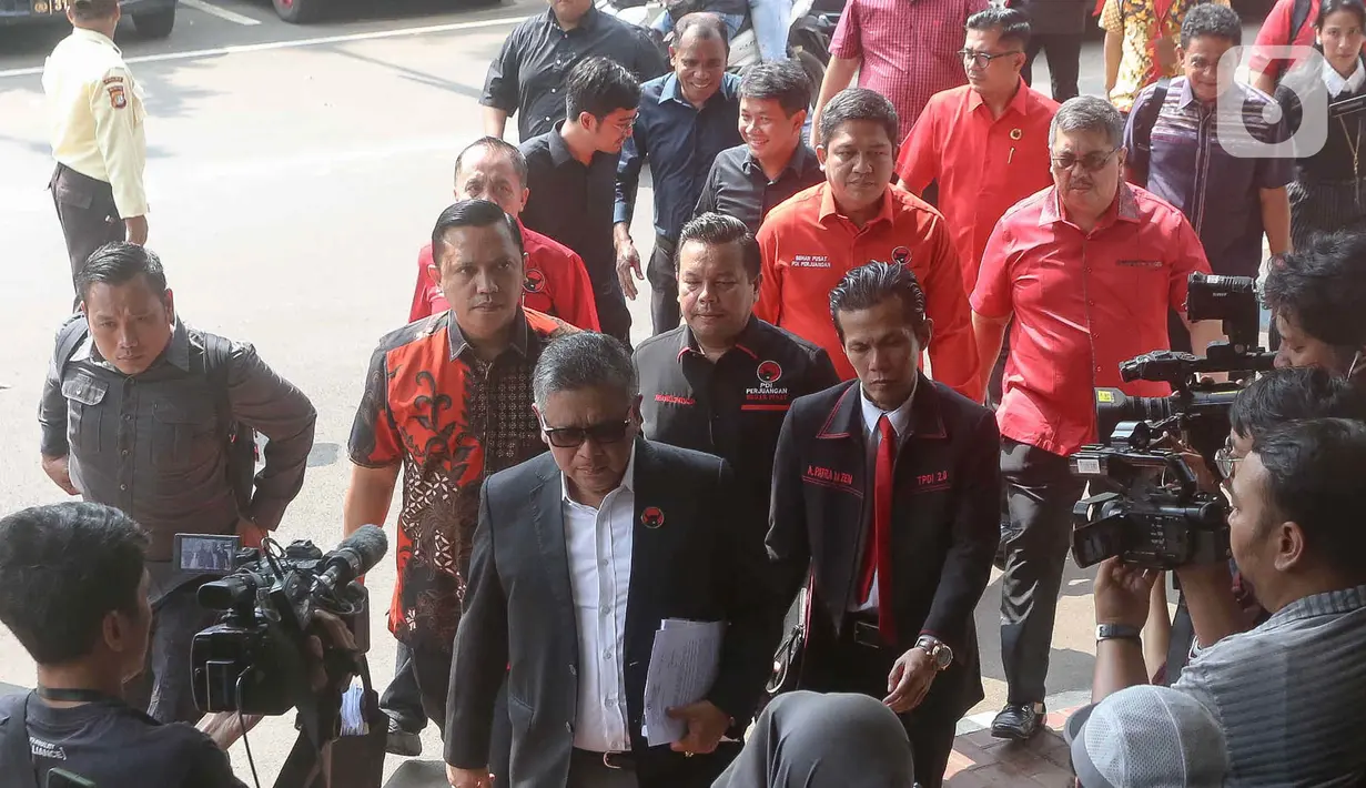 Hasto Kristiyanto sebagai saksi terlapor atas kasus penyebaran berita bohong atau hoaks. (Liputan6.com/Herman Zakharia)